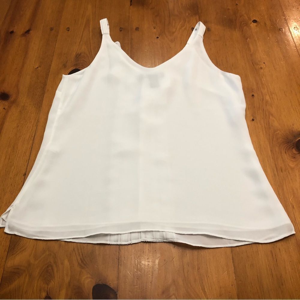 White House Black Market Pleated Ruffle Top - Picture 5 of 11